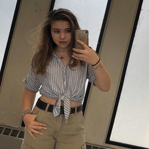 Meet your Posher, Brenna